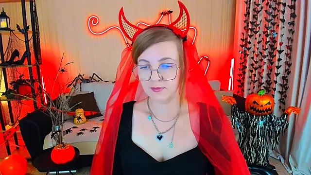 YourUniverser online show from 10-28-25, 04:16