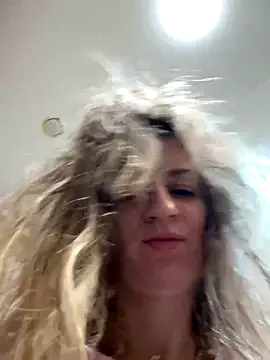 EvvaMur online show from 10-17-25, 12:47