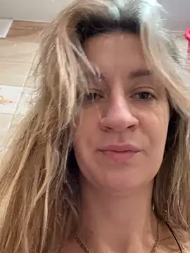 EvvaMur online show from 10-27-25, 12:58