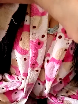 Snapshot of Minoch-arab chatting on 02-14-26, 10:12 Minoch-arab online show from 02-14-26, 10:12