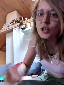 marijacucu online show from 07-24-26, 06:55