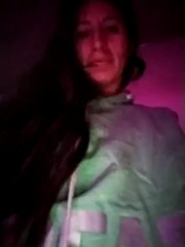 Snapshot of NathaSlave chatting on 10-21-25, 08:26 NathaSlave online show from 10-21-25, 08:26