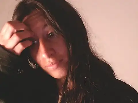 Snapshot of NathaSlave chatting on 11-26-25, 07:53 NathaSlave online show from 11-26-25, 07:53