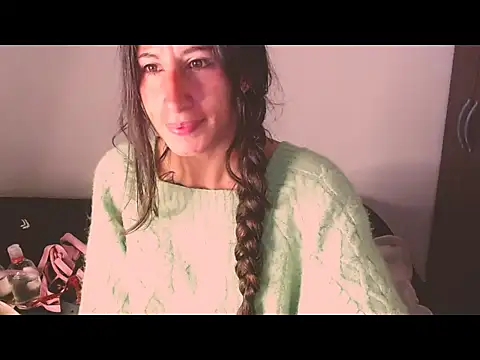 Snapshot of NathaSlave chatting on 01-13-26, 07:35 NathaSlave online show from 01-13-26, 07:35