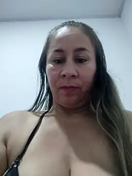 Nala1986 online show from 10-29-25, 12:35