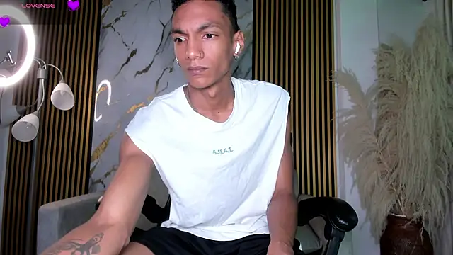 JulienSaint online show from 07-11-26, 11:46