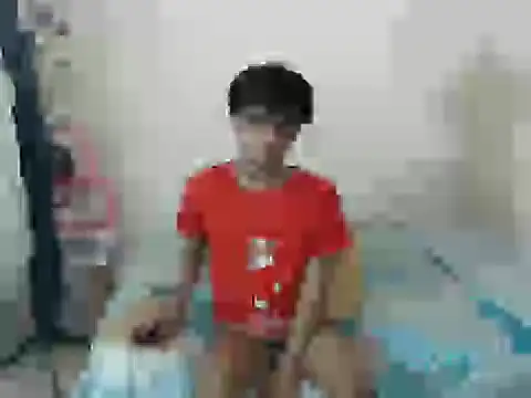 felipecams123 online show from 09-10-25, 12:10