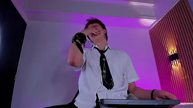 IM DAREN online show from 10-28-25, 11:47