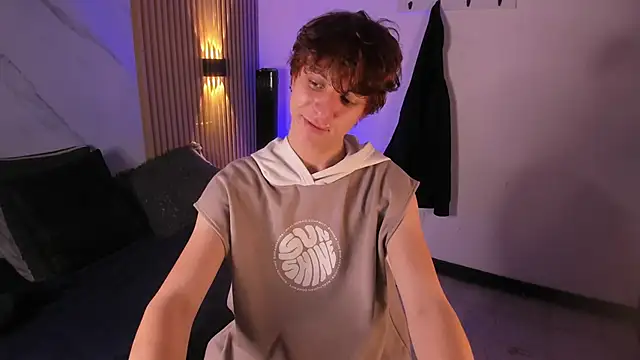 IM DAREN online show from 12-19-25, 03:02