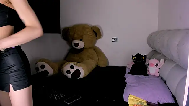 Snapshot of fhalon_foxxxys_ chatting on 07-01-26, 10:09 fhalon foxxxys online show from 07-01-26, 10:09