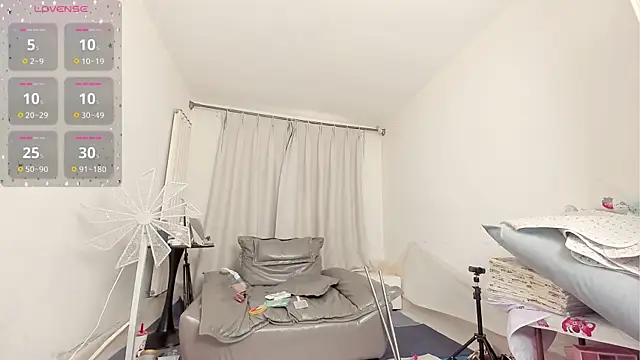 fox-yiyi online show from 11-14-25, 08:02