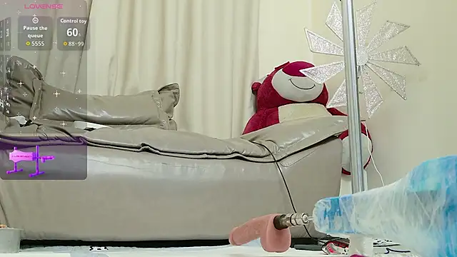 fox-yiyi online show from 05-23-26, 08:07