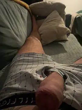 Snapshot of Bigtitsloveshow chatting on 09-30-25, 03:33 Bigtitsloveshow online show from 09-30-25, 03:33