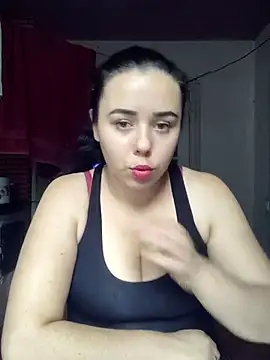 Snapshot of CutieMarine chatting on 10-10-25, 10:03 CutieMarine online show from 10-10-25, 10:03