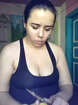 CutieMarine online show from 10-31-25, 10:38