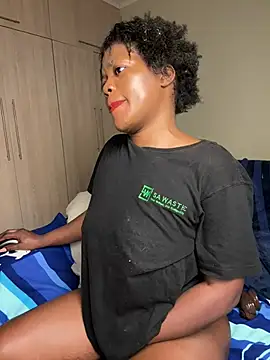 Kikie23 online show from 04-28-26, 02:27