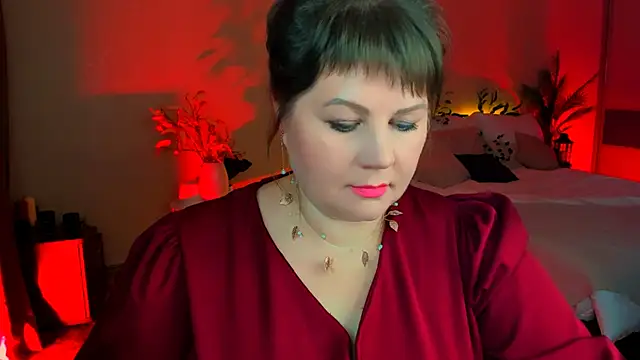 CrystaalStaar online show from 11-20-25, 06:40