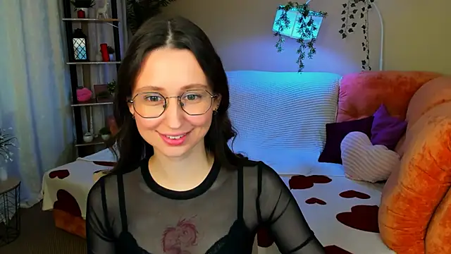 YourLovellyStory online show from 06-06-26, 12:32