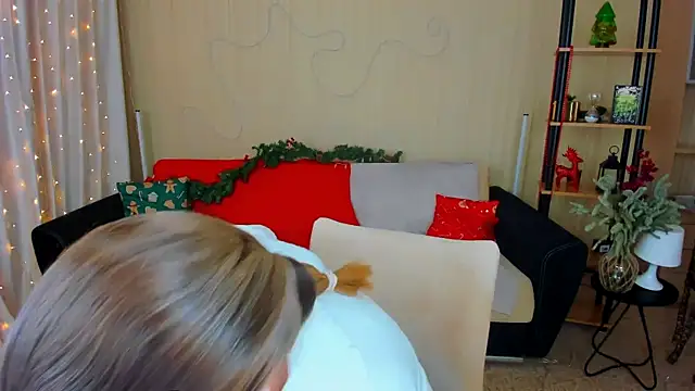 Snapshot of SensitiveSooul chatting on 01-10-26, 08:43 SensitiveSooul online show from 01-10-26, 08:43