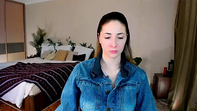 Snapshot of SensitiveSooul chatting on 01-17-26, 03:33 SensitiveSooul online show from 01-17-26, 03:33