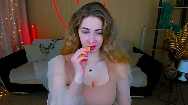 Snapshot of SensitiveSooul chatting on 02-03-26, 11:26 SensitiveSooul online show from 02-03-26, 11:26