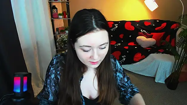 AlluringLookk online show from 02-10-26, 12:31