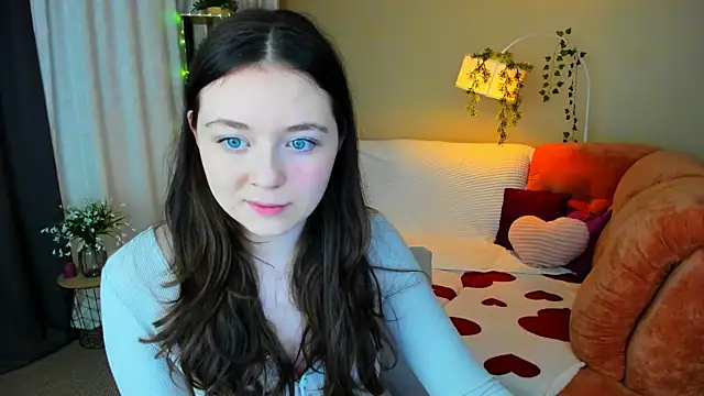 AlluringLookk online show from 06-07-26, 04:33