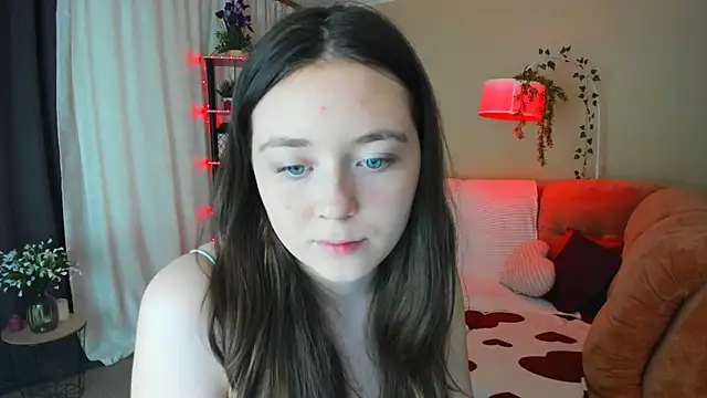 AlluringLookk online show from 07-02-26, 12:22