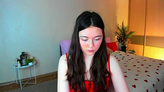 AlluringLookk online show from 07-07-26, 06:47