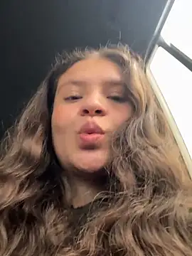 Emilyybennet  online show from 02-14-26, 09:11