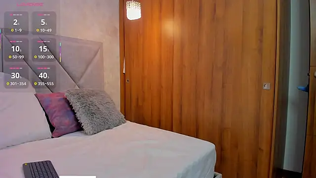 Snapshot of Im_Manu chatting on 01-07-26, 02:08 Im Manu online show from 01-07-26, 02:08