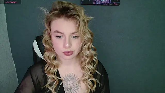 AngelicaHollywood online show from 10-26-25, 08:15