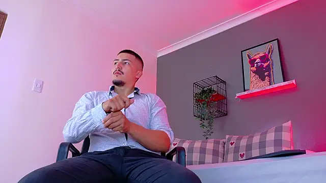 MrFox   online show from 02-22-26, 11:42