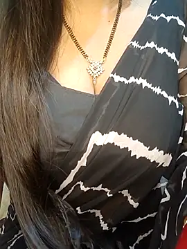 Snapshot of officialbhabhi chatting on 10-29-25, 05:36 officialbhabhi online show from 10-29-25, 05:36