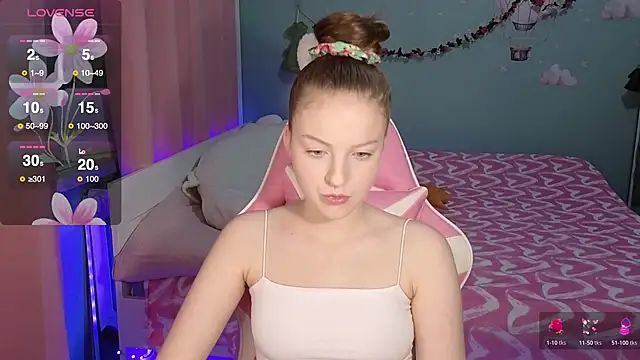 Snapshot of stefaniyaaa chatting on 10-11-25, 06:28 stefaniyaaa online show from 10-11-25, 06:28