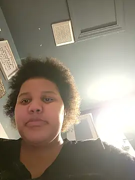 chocolate bella online show from 01-16-26, 04:49