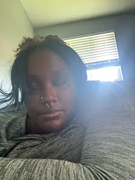 Cocomamii1 online show from 04-16-26, 09:39