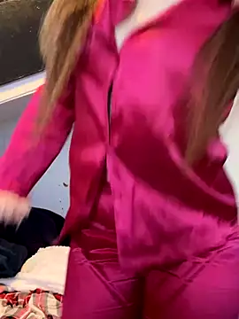 Snapshot of Jody_baby chatting on 12-04-25, 04:16 Jody baby online show from 12-04-25, 04:16