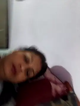 Snapshot of Love-pari077 chatting on 10-13-25, 05:46 Love-pari077 online show from 10-13-25, 05:46