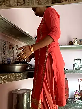 Snapshot of Love-pari077 chatting on 10-20-25, 04:57 Love-pari077 online show from 10-20-25, 04:57