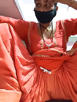 Snapshot of Love-pari077 chatting on 10-25-25, 01:40 Love-pari077 online show from 10-25-25, 01:40