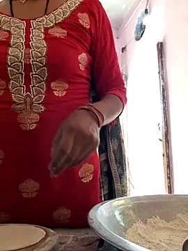 Snapshot of Love-pari077 chatting on 11-12-25, 04:13 Love-pari077 online show from 11-12-25, 04:13