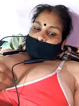 Snapshot of Love-pari077 chatting on 11-20-25, 03:01 Love-pari077 online show from 11-20-25, 03:01