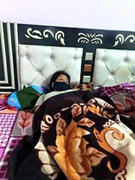 Snapshot of Love-pari077 chatting on 12-02-25, 01:00 Love-pari077 online show from 12-02-25, 01:00