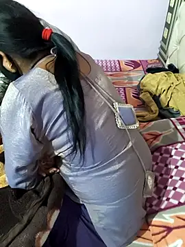 Snapshot of Love-pari077 chatting on 12-05-25, 03:52 Love-pari077 online show from 12-05-25, 03:52