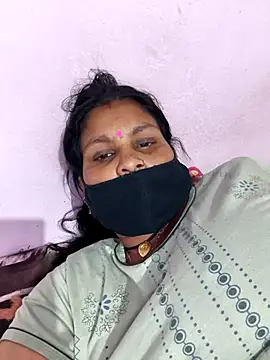 Snapshot of Love-pari077 chatting on 04-15-26, 05:31 Love-pari077 online show from 04-15-26, 05:31