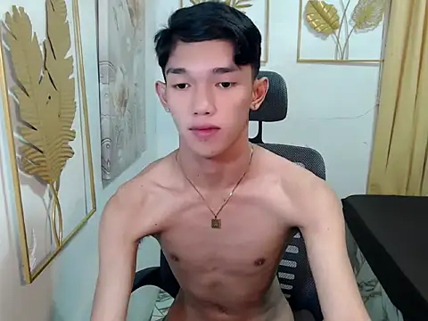 Snapshot of fuckerfriendsxx chatting on 02-05-26, 04:39 fuckerfriendsxx online show from 02-05-26, 04:39