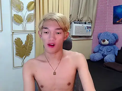 fuckerfriendsxx online show from 04-19-26, 07:38