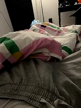 Frankieyyy1 online show from 11-26-25, 10:55