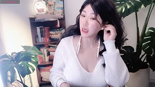 Snapshot of Emmaq996 chatting on 02-04-26, 05:35 Emmaq996 online show from 02-04-26, 05:35